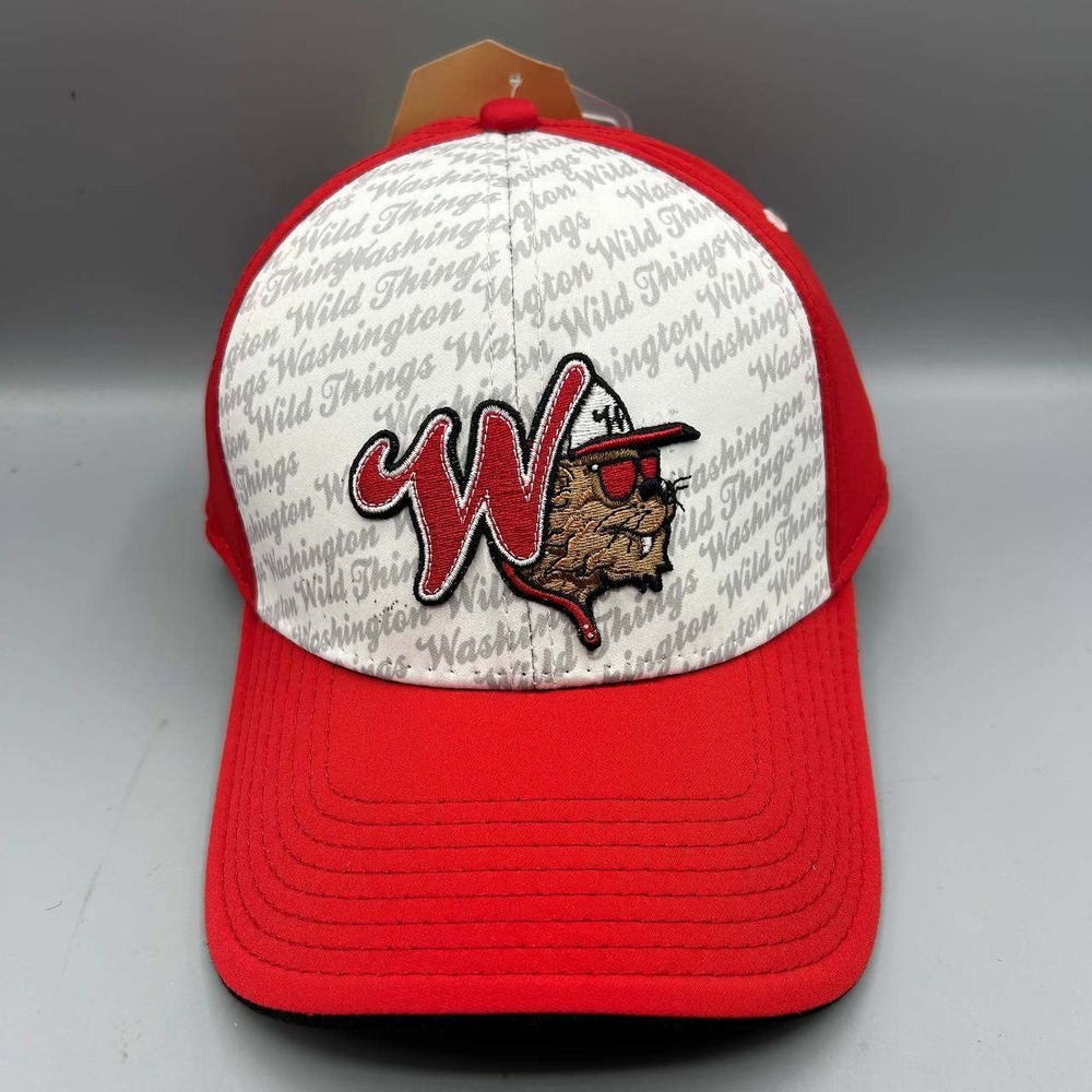 Wisconsin Badgers Hat Men White Red The Game Strap Back Cap New